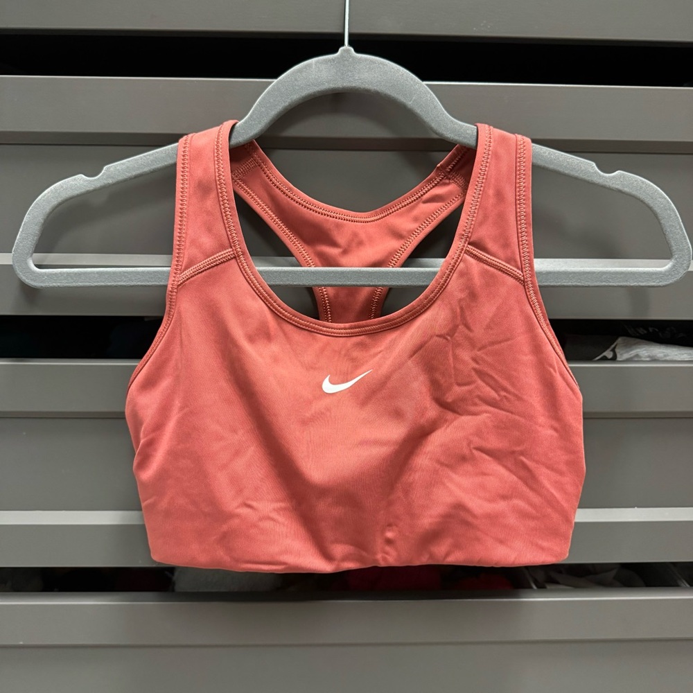 Nike Medium Support Sports Bra